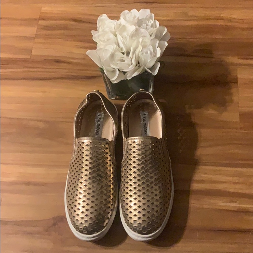 Steve Madden Zeena Sneakers- Rose Gold